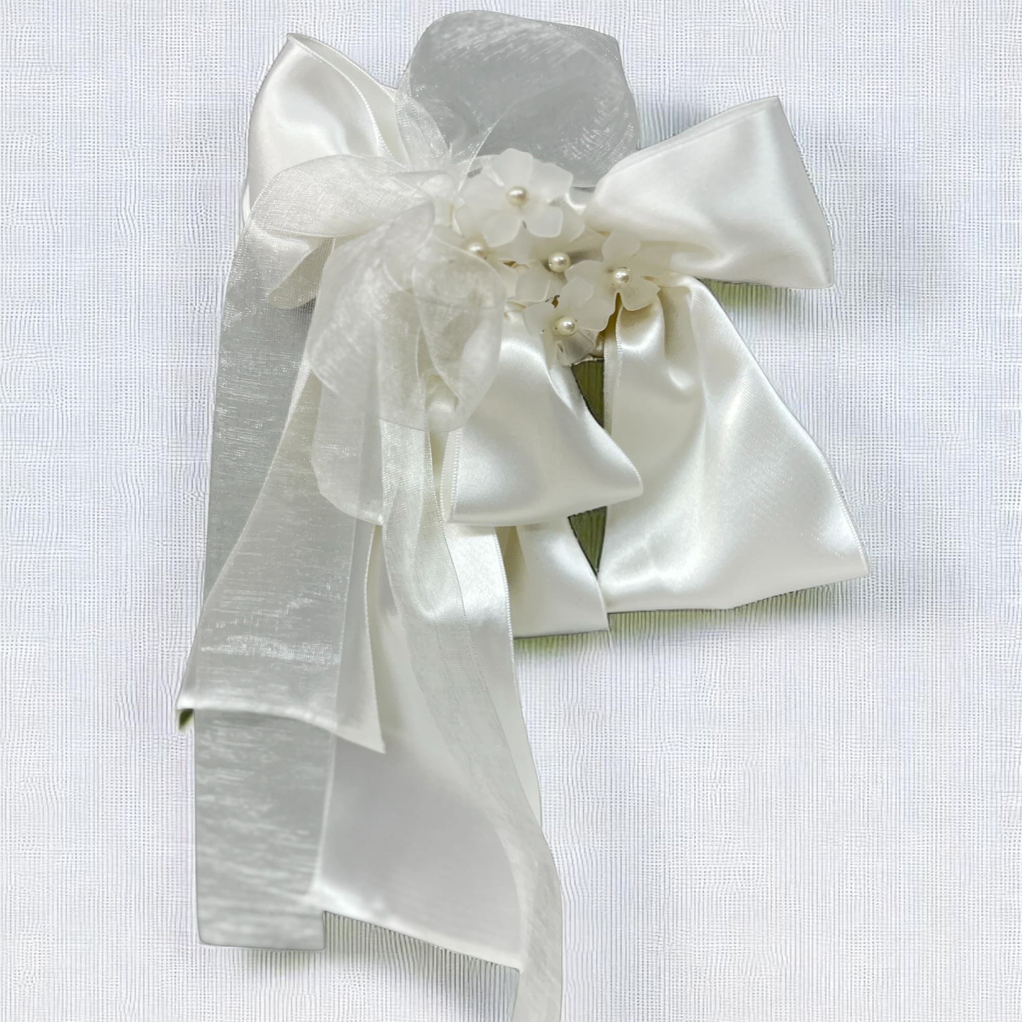 Charming Ribbon Style