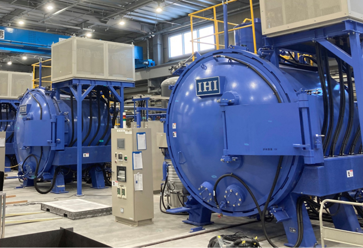 One of Japan's Largest Vacuum Heat Treatment Furnaces